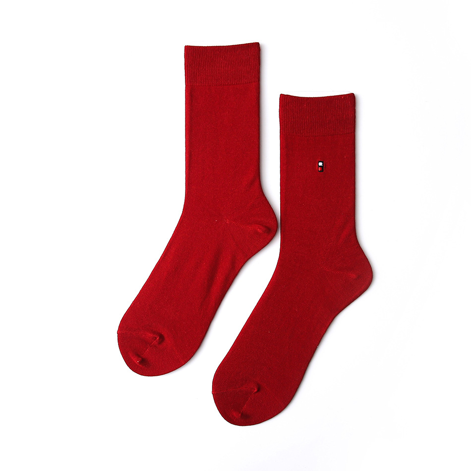 JUJUMU2019 Red Embroidery Natal Minimalist Business Casual Fashion Models In The Tube Wild Socks